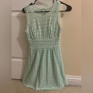 B Darlin Mint Green Lacy Sleeveless Dress Size 5/6